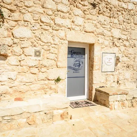 Relais Il Trullo Della Rupe 4*