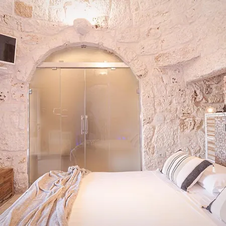 Relais Il Trullo Della Rupe Πανσιόν Ostuni