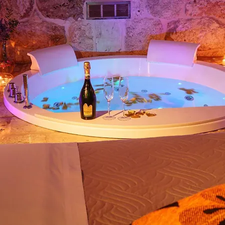 Penzion Relais Il Trullo Della Rupe 4*