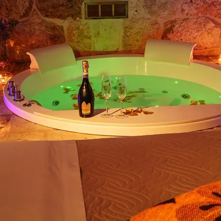 Relais Il Trullo Della Rupe Guest house *