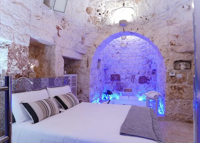 Relais Il Trullo Della Rupe 4* אוסטוני