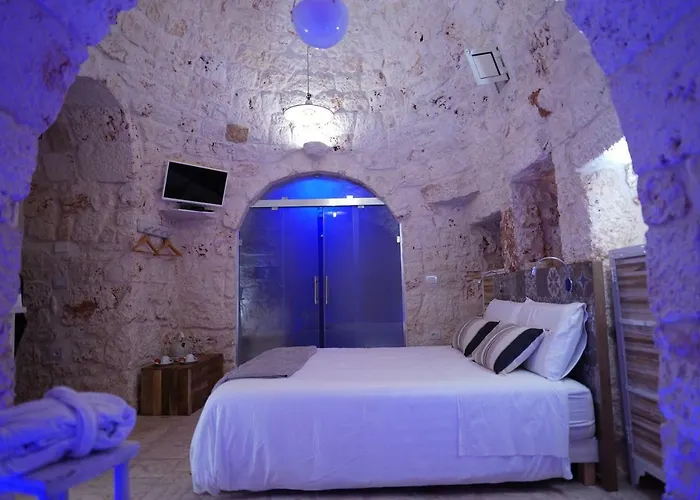 בית הארחה Relais Il Trullo Della Rupe אוסטוני