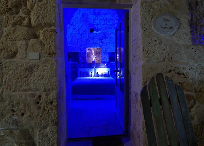 Relais Il Trullo Della Rupe 4* 오스투니