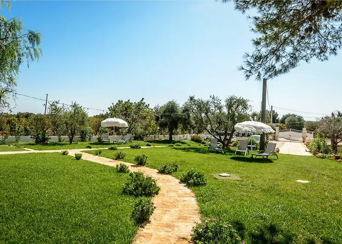 Relais Il Trullo Della Rupe 4* 오스투니