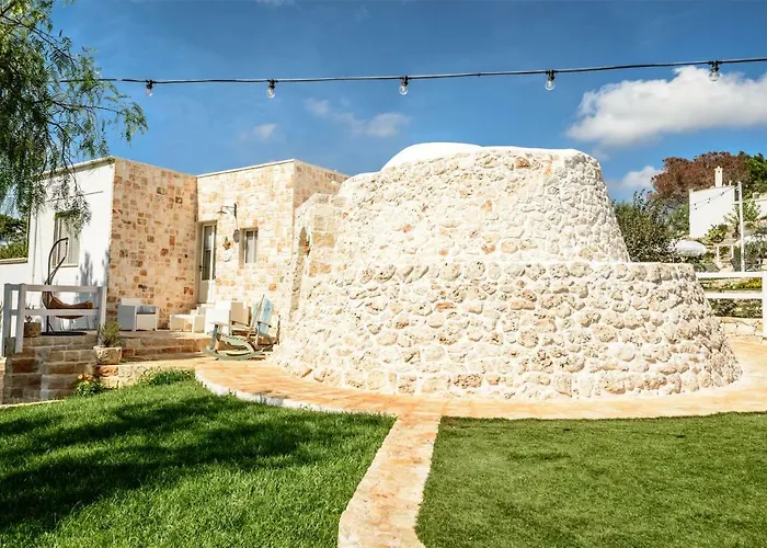 Relais Il Trullo Della Rupe 4* 오스투니